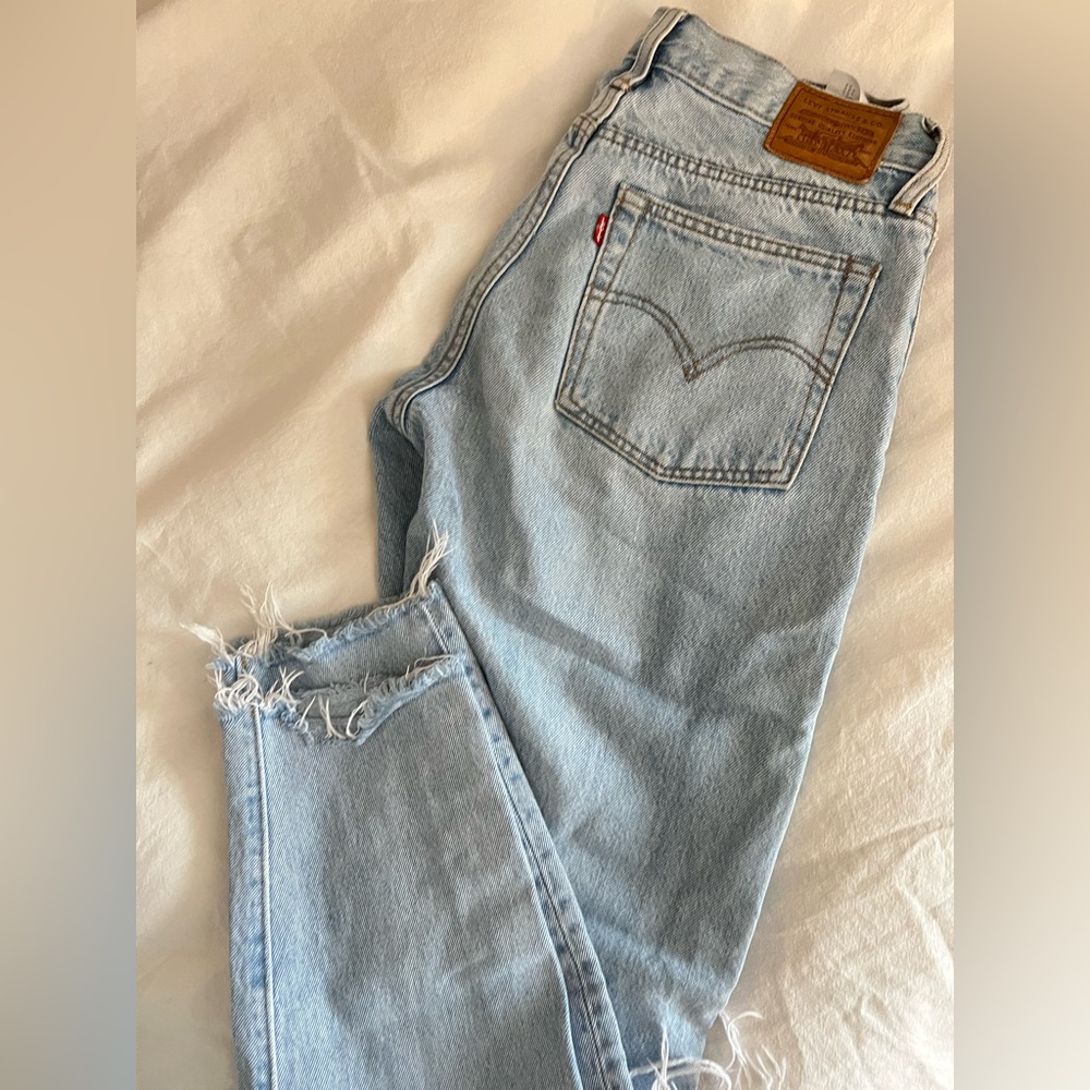 Levi’s Wedgie Jean